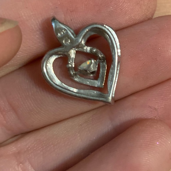 Sterling silver heart charm with dangling opal - Picture 2 of 3